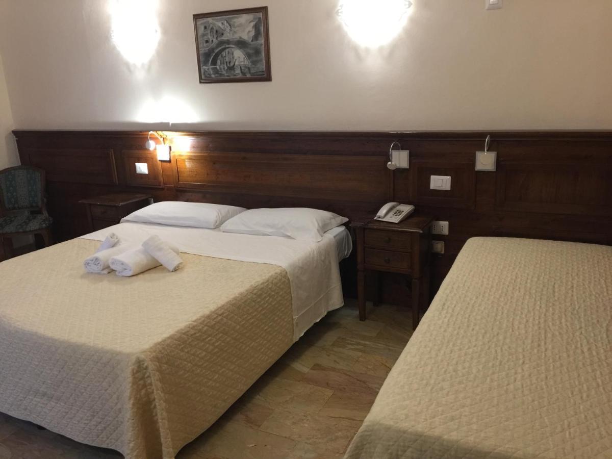 Hotel Le Due Fontane Florence Buitenkant foto