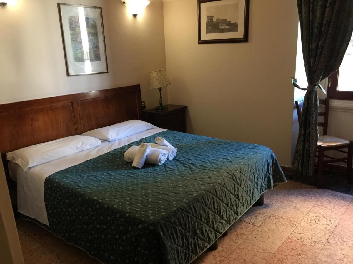 Hotel Le Due Fontane Florence Buitenkant foto